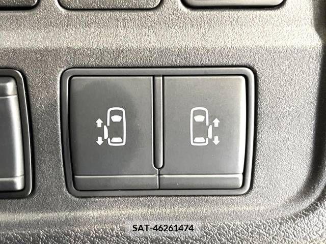 Nissan SERENA 2019-09 284214-3