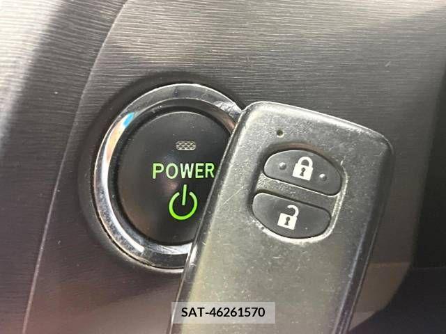 Toyota PRIUS 2010-11 322084-4