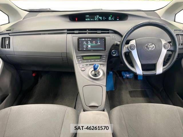 Toyota PRIUS 2010-11 322084-1