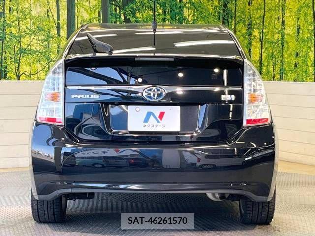 Toyota PRIUS 2010-11 322084-15