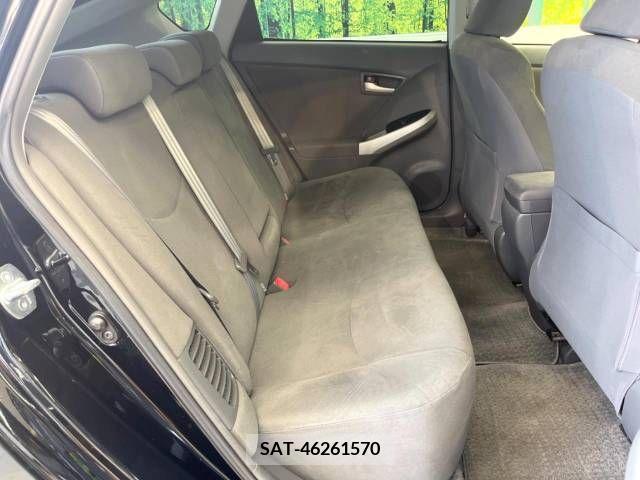 Toyota PRIUS 2010-11 322084-9
