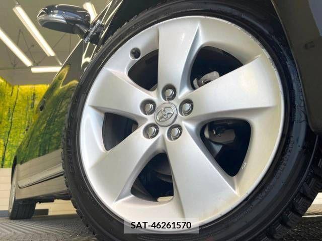 Toyota PRIUS 2010-11 322084-13