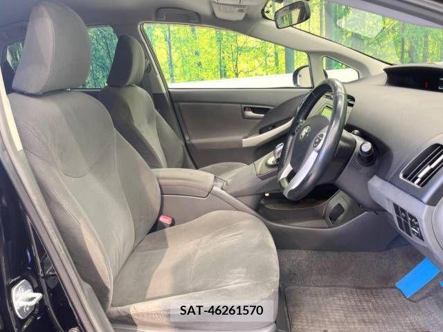 Toyota PRIUS 2010-11 322084-8