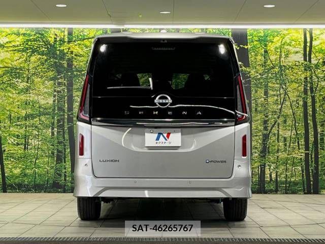 Nissan SERENA 2023-08 382462-15
