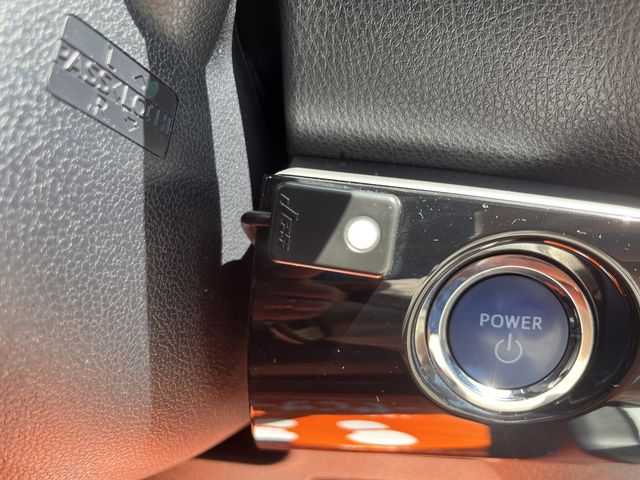 Toyota PRIUS 2016-07 1191-11