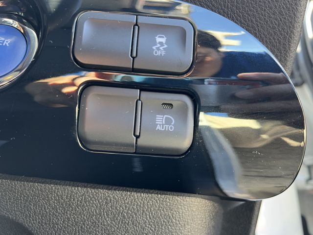 Toyota PRIUS 2016-07 1191-9
