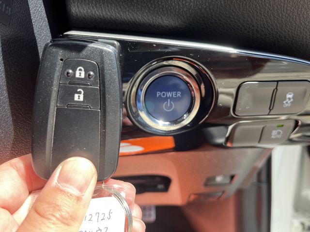 Toyota PRIUS 2016-07 1191-10