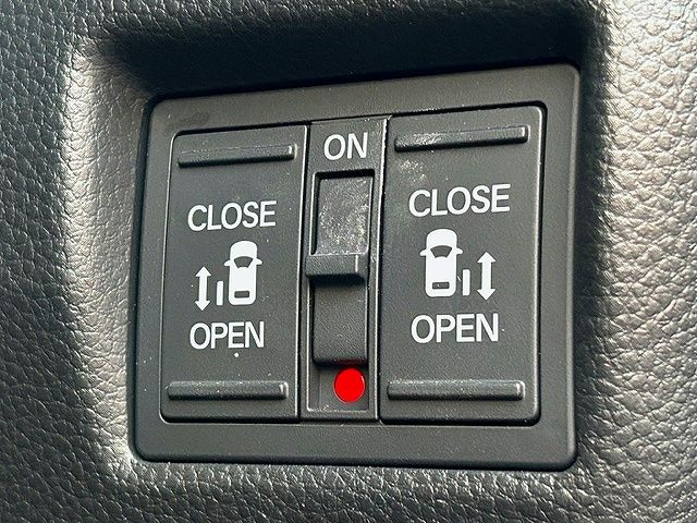 Honda N BOX CUSTOM 2022-01 16646-16