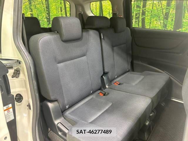 Toyota SIENTA 2016-06 368191-9
