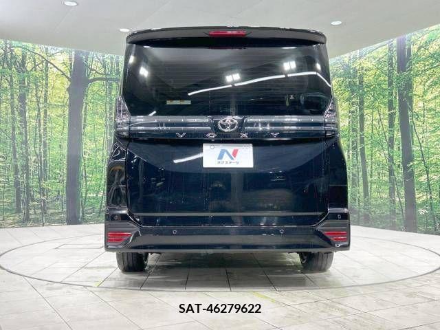 Toyota VOXY 2023-03 204873-16