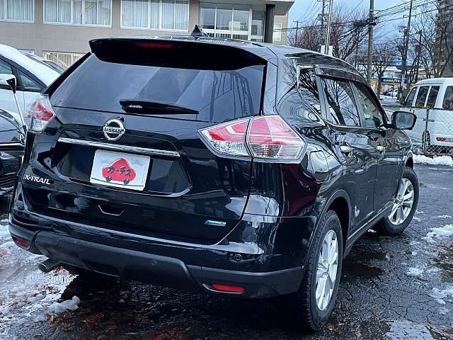 Nissan X-TRAIL 2014-03 181601-2