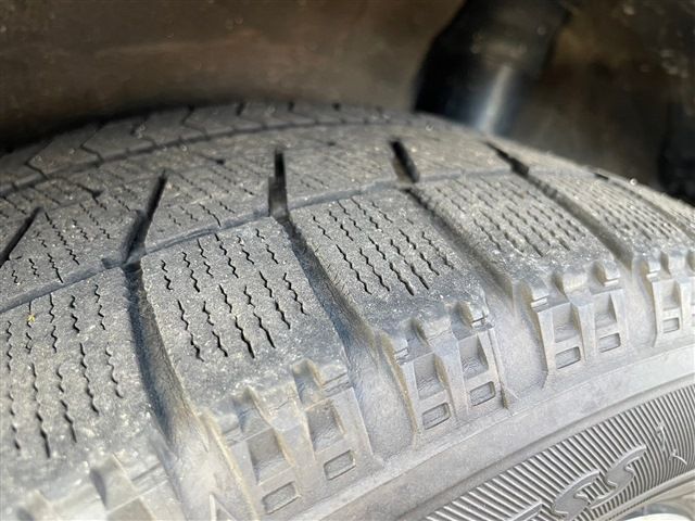 Toyota VOXY 2015-03 19017-15