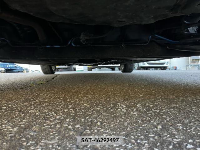Nissan CUBE 2009-09 390164-11