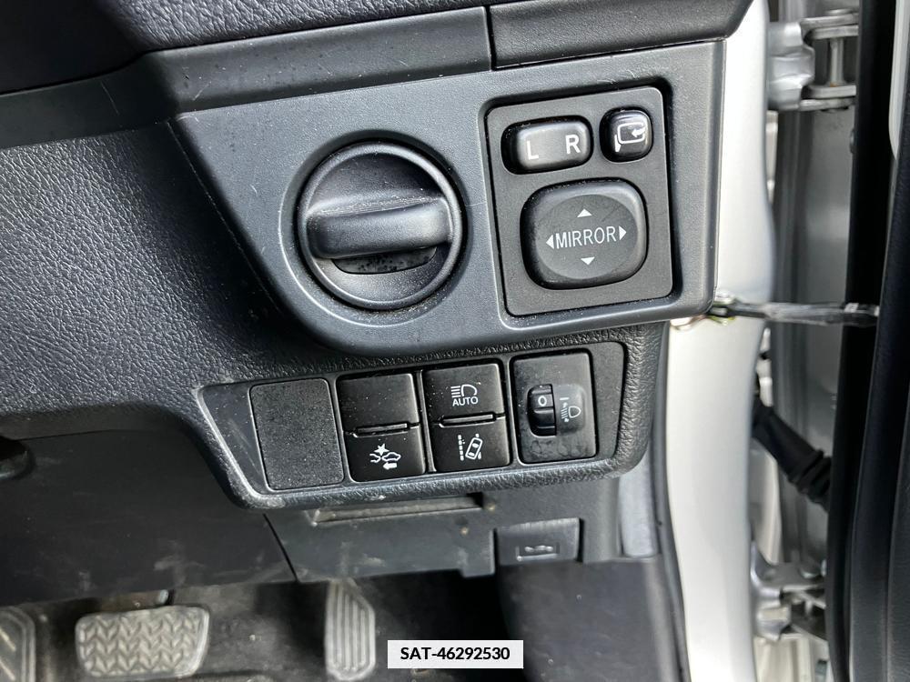 Toyota COROLLA FIELDER 2017-07 334670-30