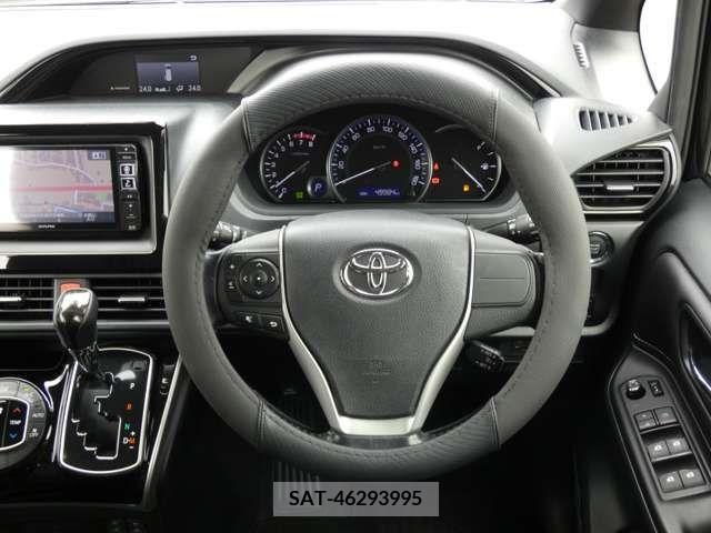 Toyota ESQUIRE 2015-01 268544-8
