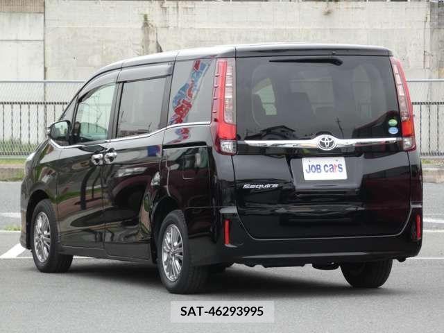 Toyota ESQUIRE 2015-01 268544-2