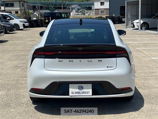 Toyota PRIUS 2023-06 282019-9