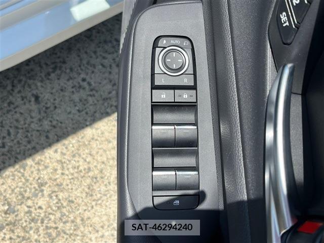 Toyota PRIUS 2023-06 282019-19