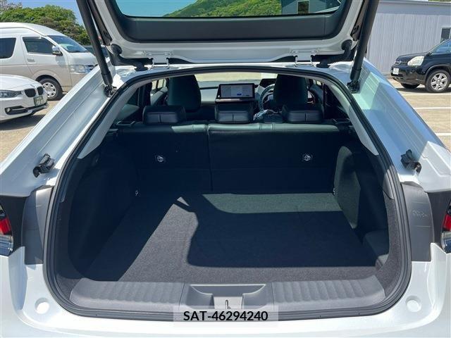 Toyota PRIUS 2023-06 282019-4