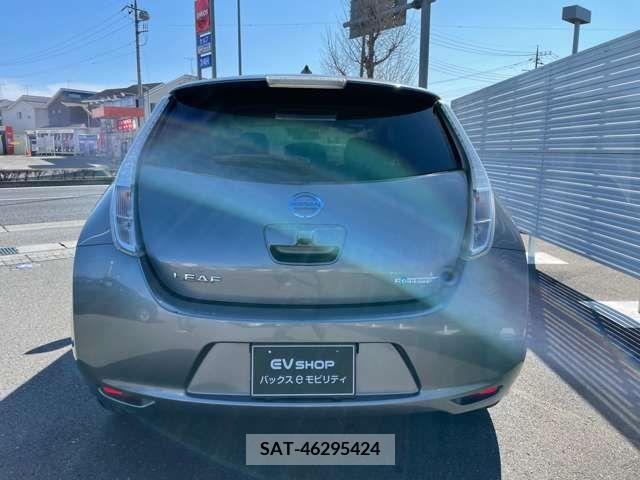 Nissan LEAF 2016-02 221214-5