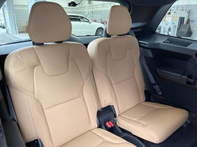 Volvo XC90 2022-09 196537-18