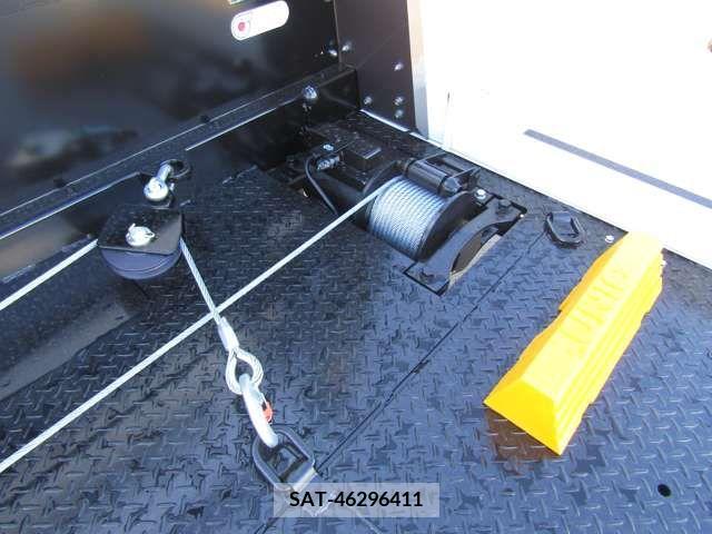 Mazda TITAN 2024-03 287701-13