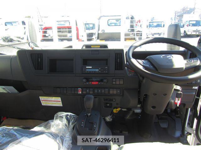 Mazda TITAN 2024-03 287701-16