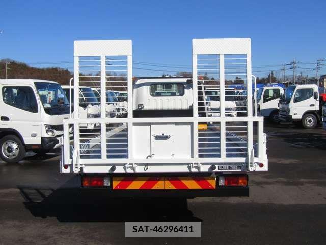 Mazda TITAN 2024-03 287701-1