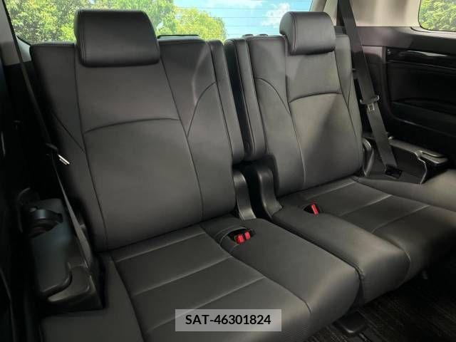 Toyota ALPHARD 2021-10 216375-9