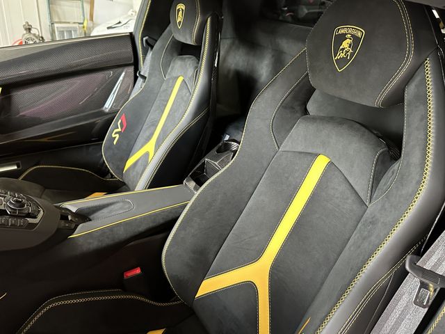 Lamborghini Aventador 2021-03 1119-6