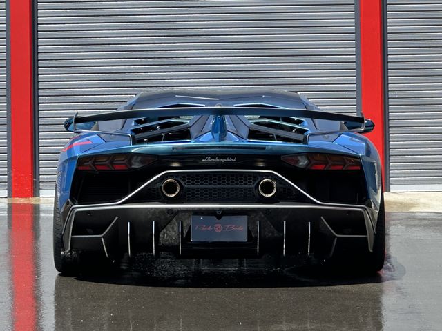 Lamborghini Aventador 2021-03 1119-25