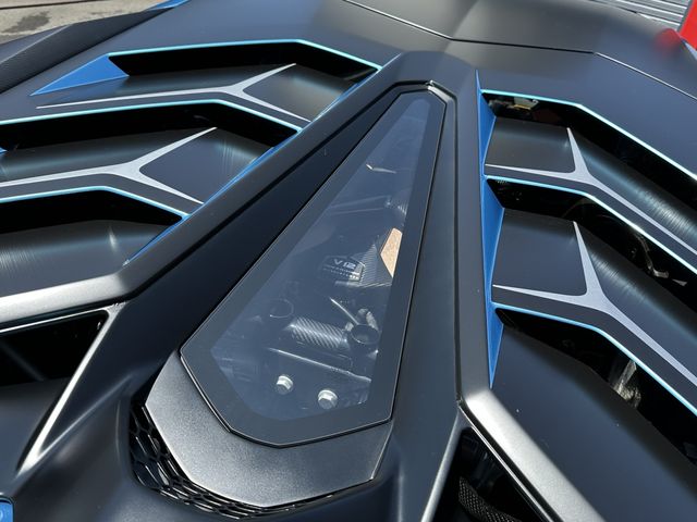 Lamborghini Aventador 2021-03 1119-18