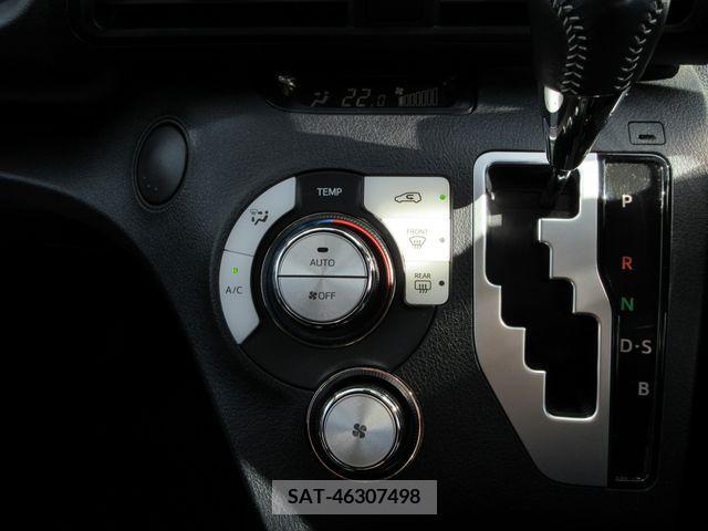 Toyota SIENTA 2019-02 212777-6