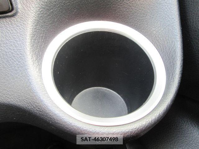 Toyota SIENTA 2019-02 212777-8