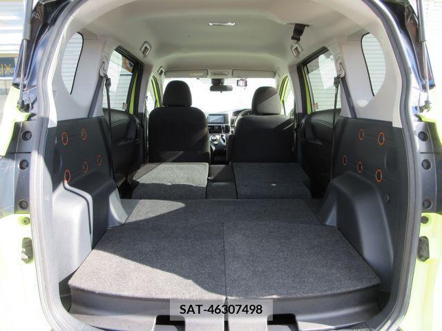 Toyota SIENTA 2019-02 212777-15