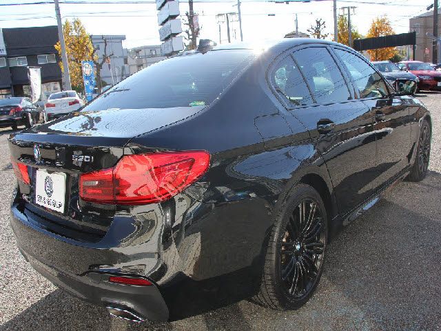 Bmw 5 SERIES 2019-01 28005-2