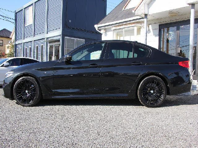 Bmw 5 SERIES 2019-01 28005-28