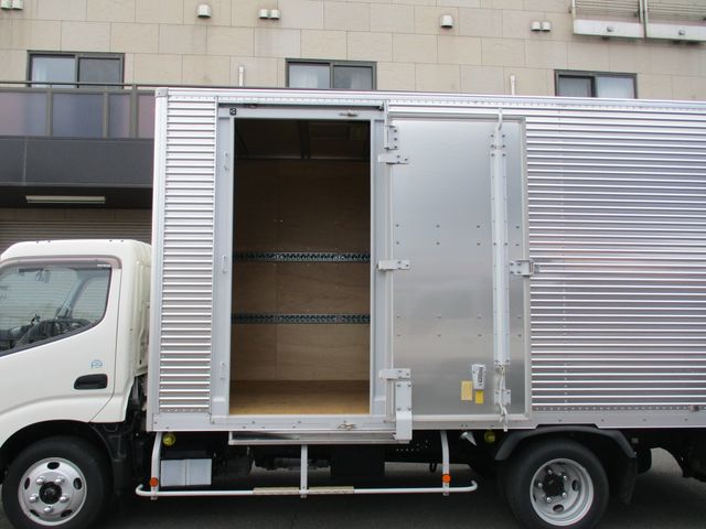 Hino DUTRO 2019-03 1471-11