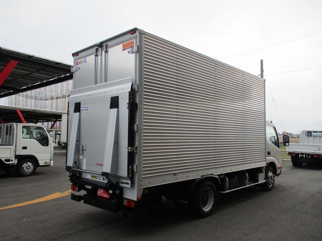 Hino DUTRO 2019-03 1471-2