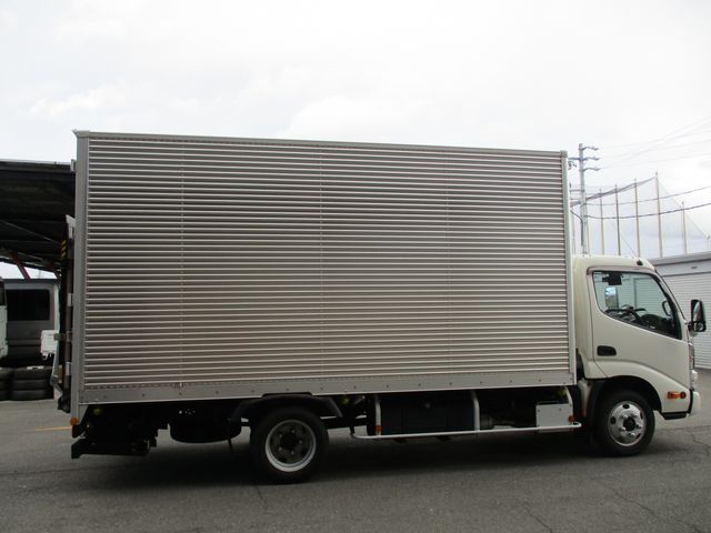 Hino DUTRO 2019-03 1471-6