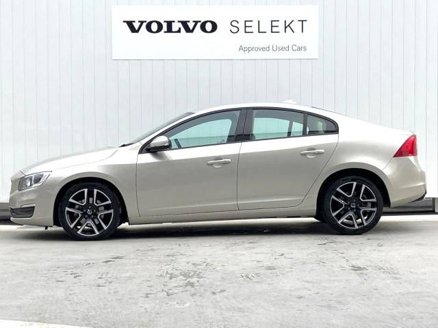 Volvo S60 2016-09 18592-17