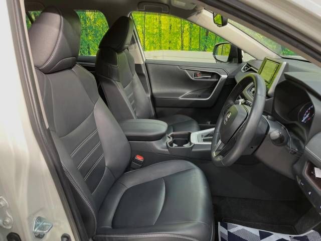 Toyota RAV4 2021-01 192113-8