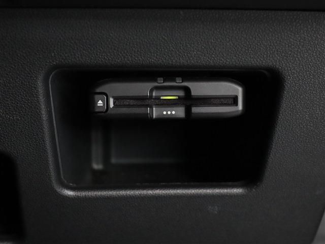 Toyota Pixis Mega 2019-04 191985-7