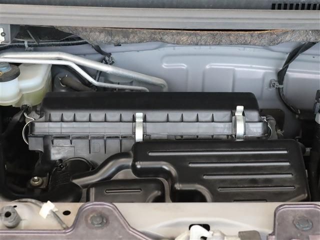 Toyota Pixis Mega 2019-04 191985-17