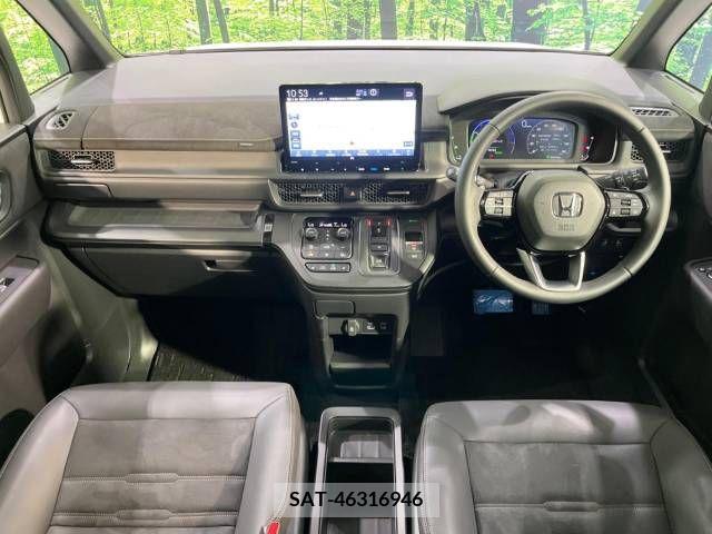 Honda e 2023-11 337955-1