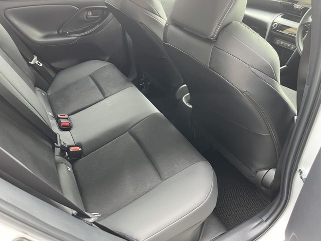 Toyota YARIS CROSS 2023-11 184273-25