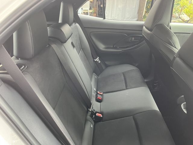 Toyota YARIS CROSS 2023-11 184273-24