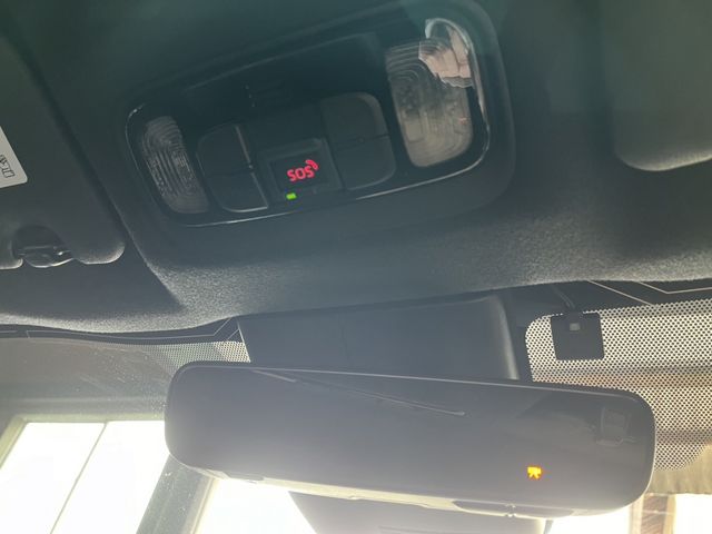 Toyota YARIS CROSS 2023-11 184273-13