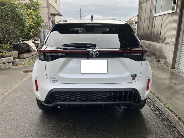 Toyota YARIS CROSS 2023-11 184273-2