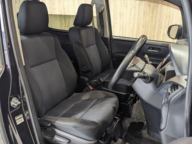 Toyota VOXY 2014-07 27544-19